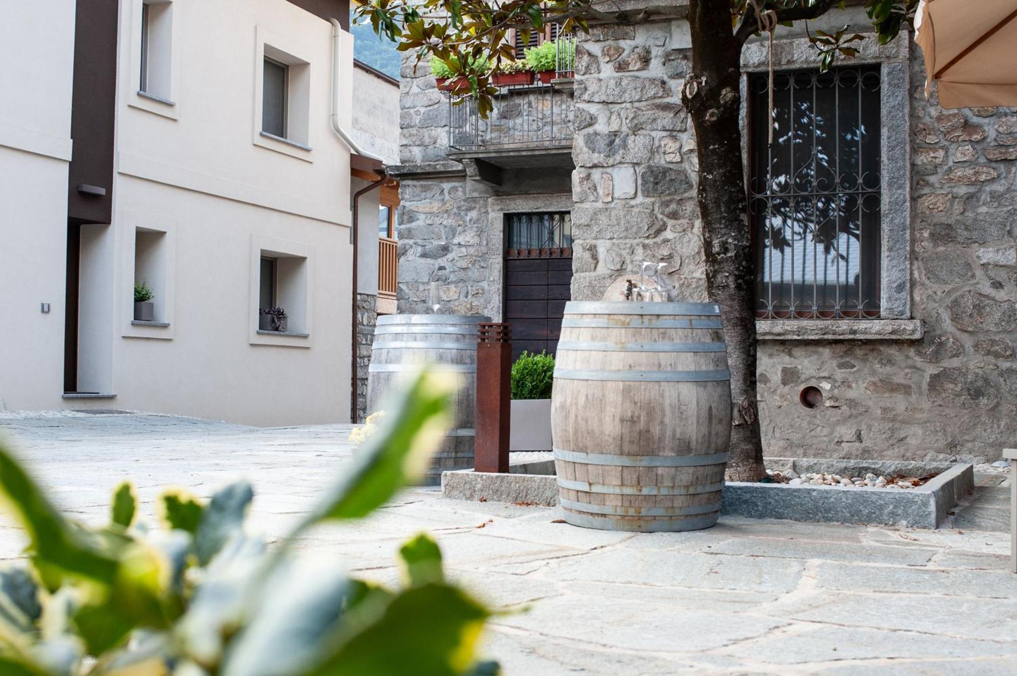 Corte Giorgi Breno Exterior photo
